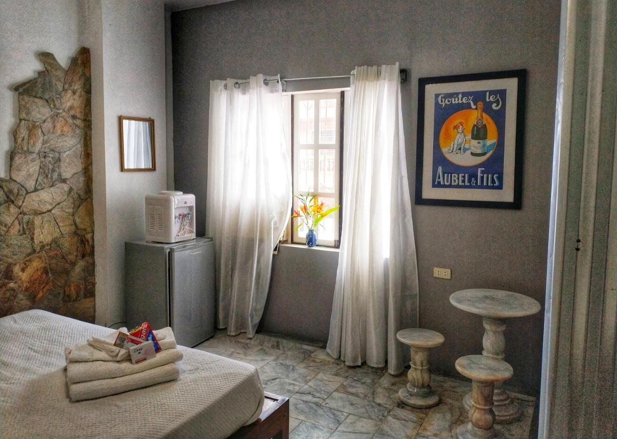 Stone Creek House Bed & Breakfast Romblon Exterior foto
